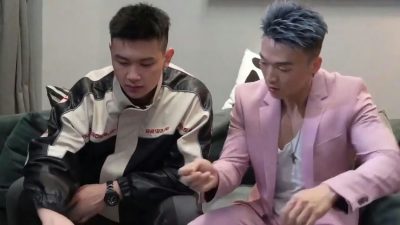 Handsome Chinese men: Athletic group nude session