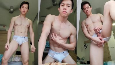 Chinese muscle solo: JYAU muscular guy masturbating